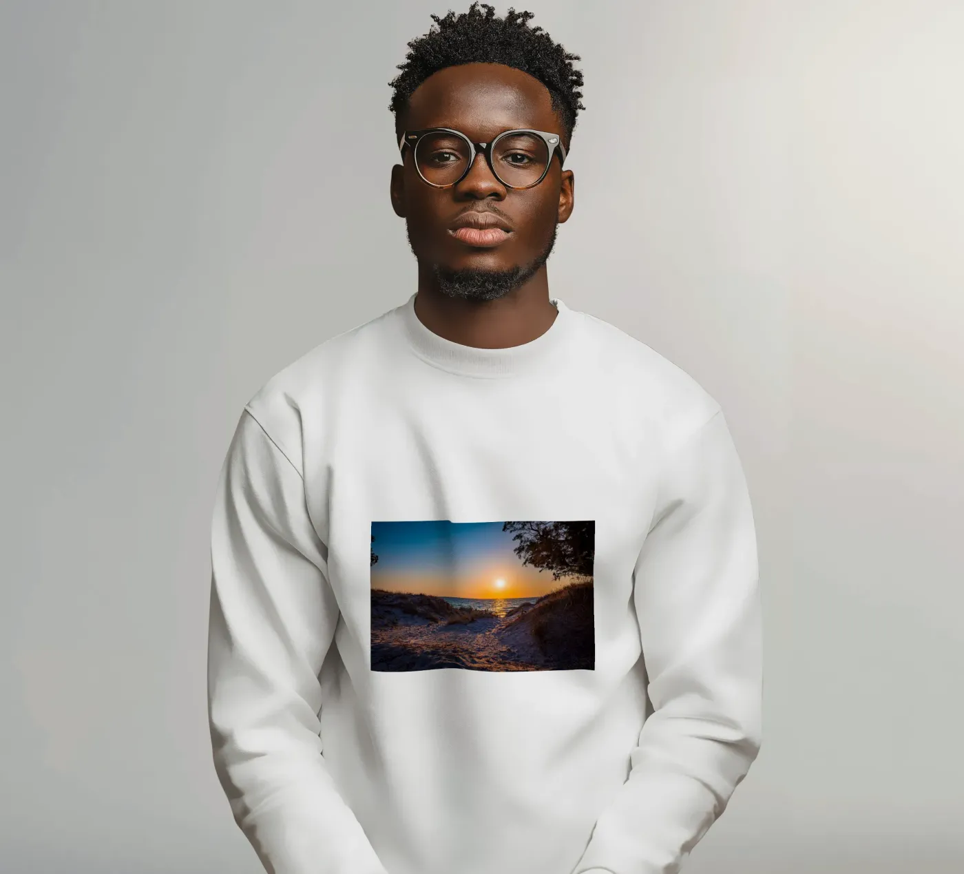 Sunset sweatshirt by Marcus Beckert | Fotografie