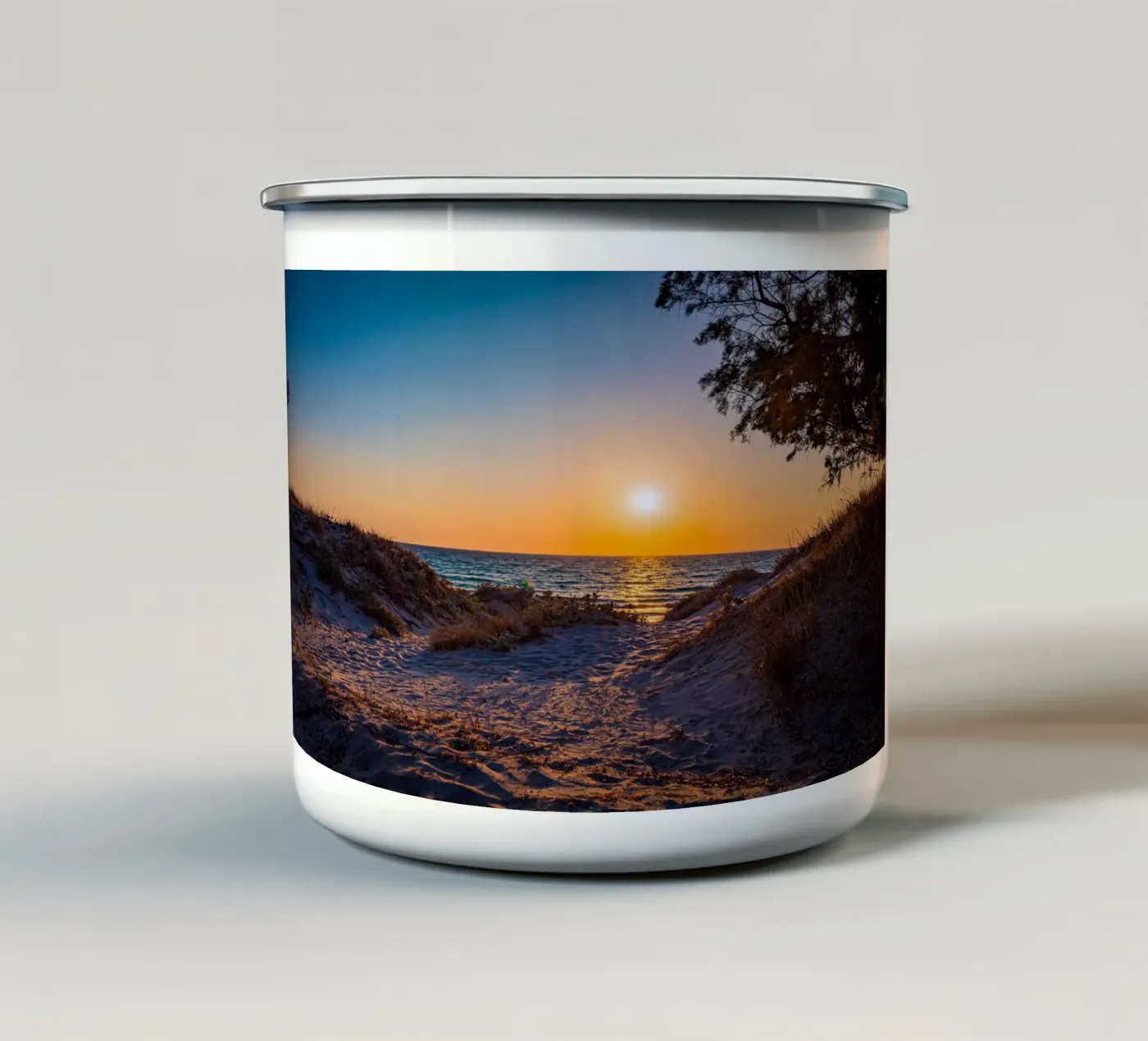 Sunset enamel mug by Marcus Beckert | Fotografie