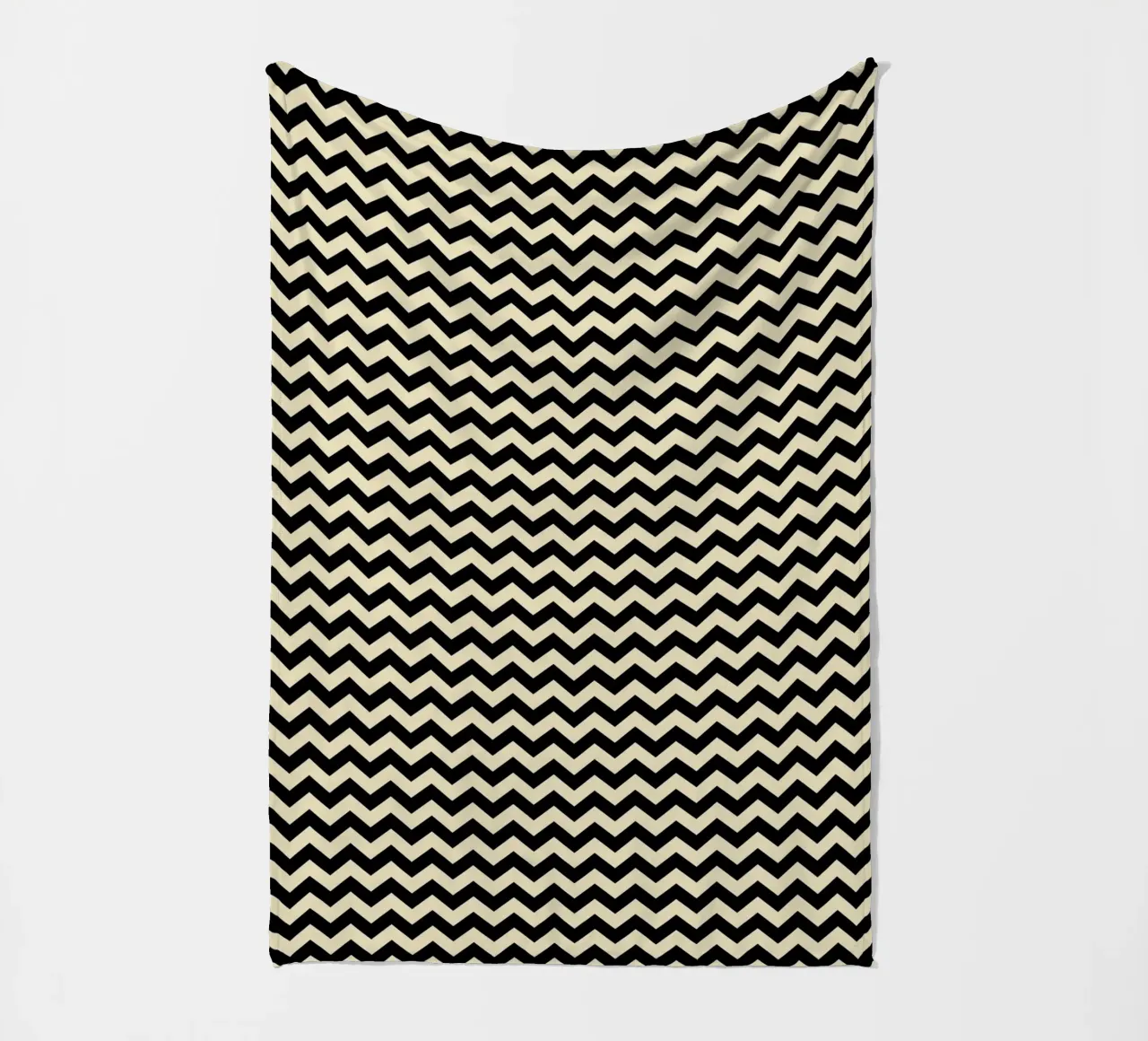 Minimal Chic Basic Chevron Pattern | Nero e Beige coperta in pile da Beauty in Simplicity