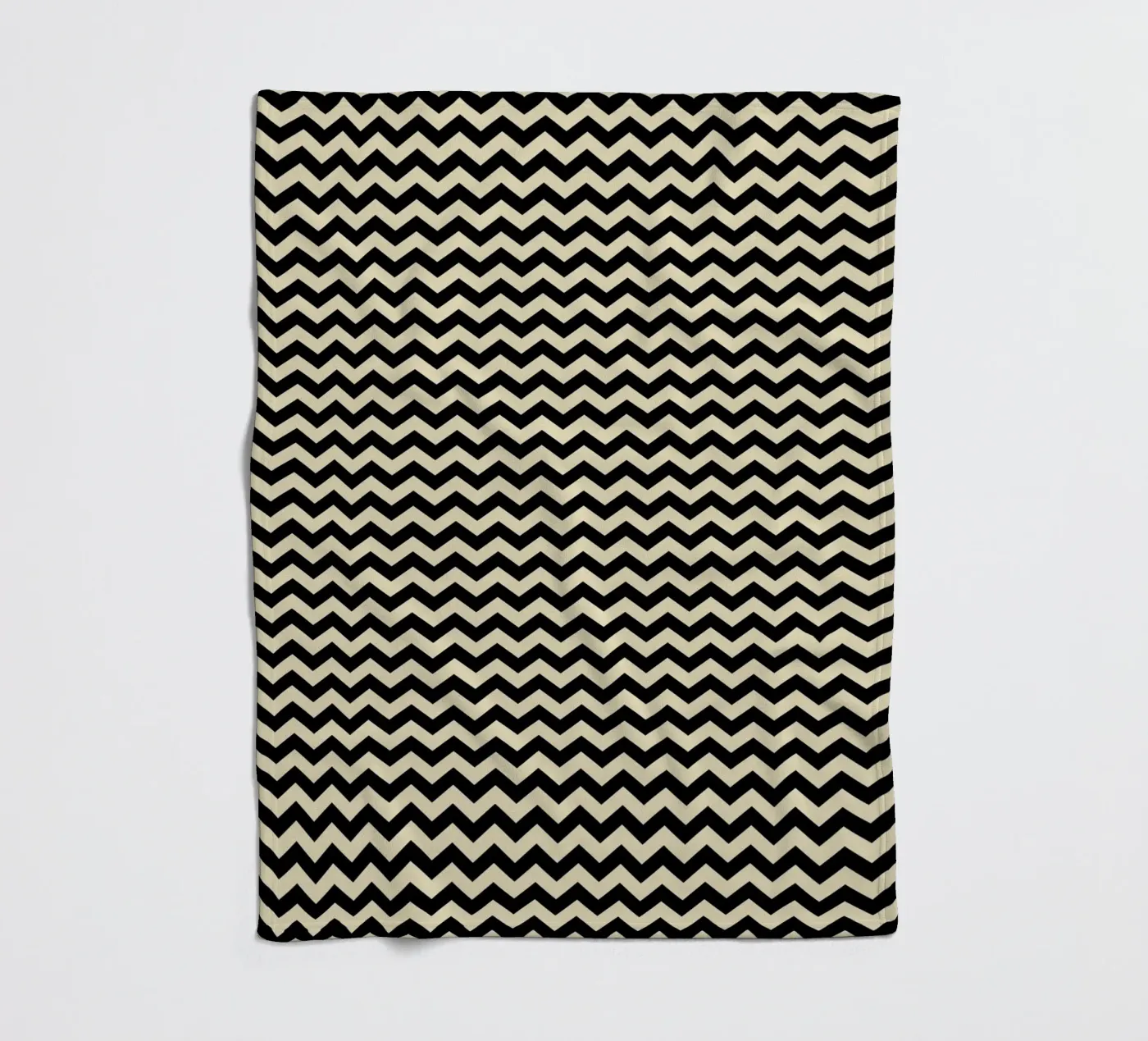 Minimal Chic Basic Chevron Pattern | Black and Beige fleecedeken van Beauty in Simplicity