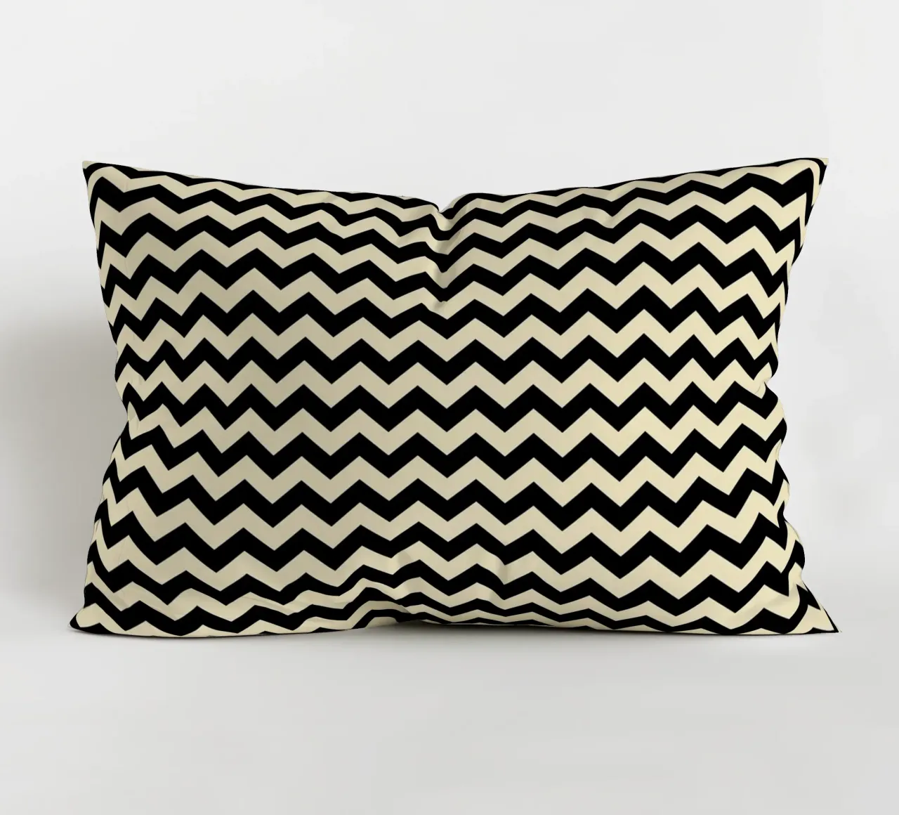 Minimal Chic Basic Chevron Pattern | Nero e Beige cuscino da Beauty in Simplicity