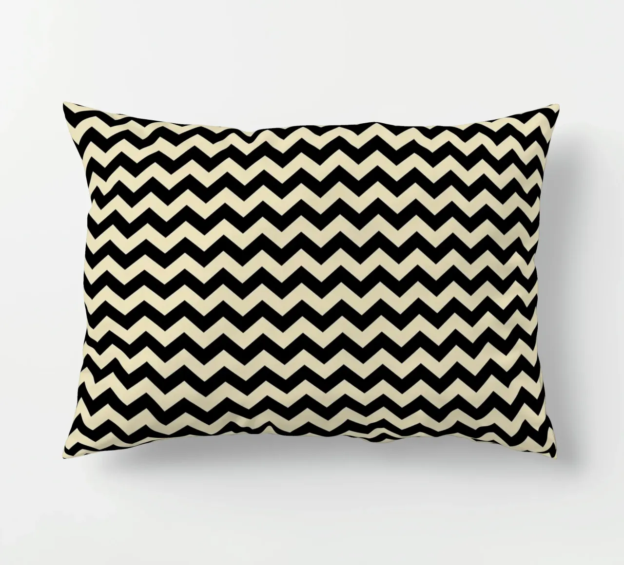 Minimal Chic Basic Chevron-Muster | Schwarz und Beige Kissen von Beauty in Simplicity