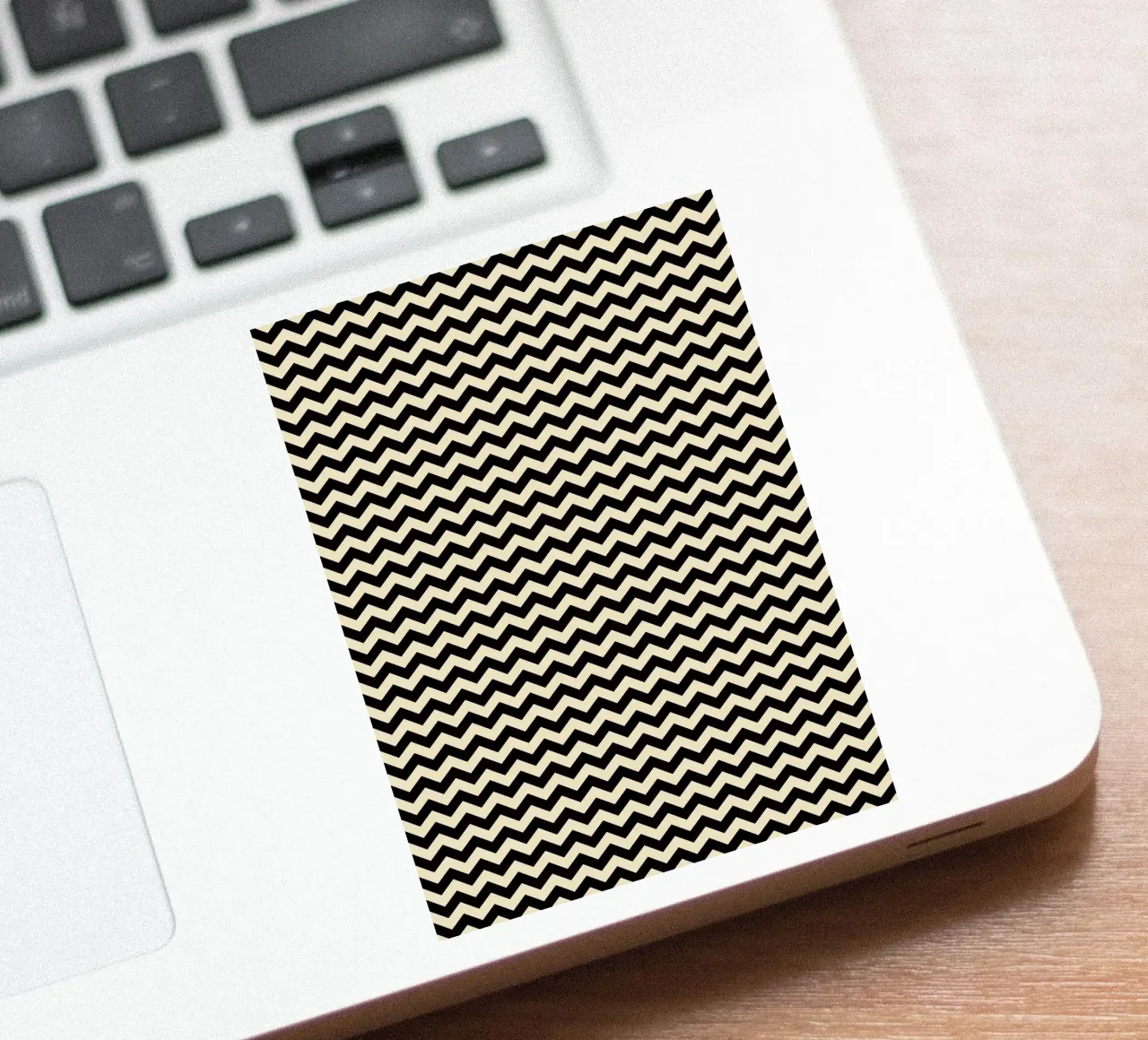 Minimal Chic Basic Chevron Pattern | Nero e Beige adesivo da Beauty in Simplicity