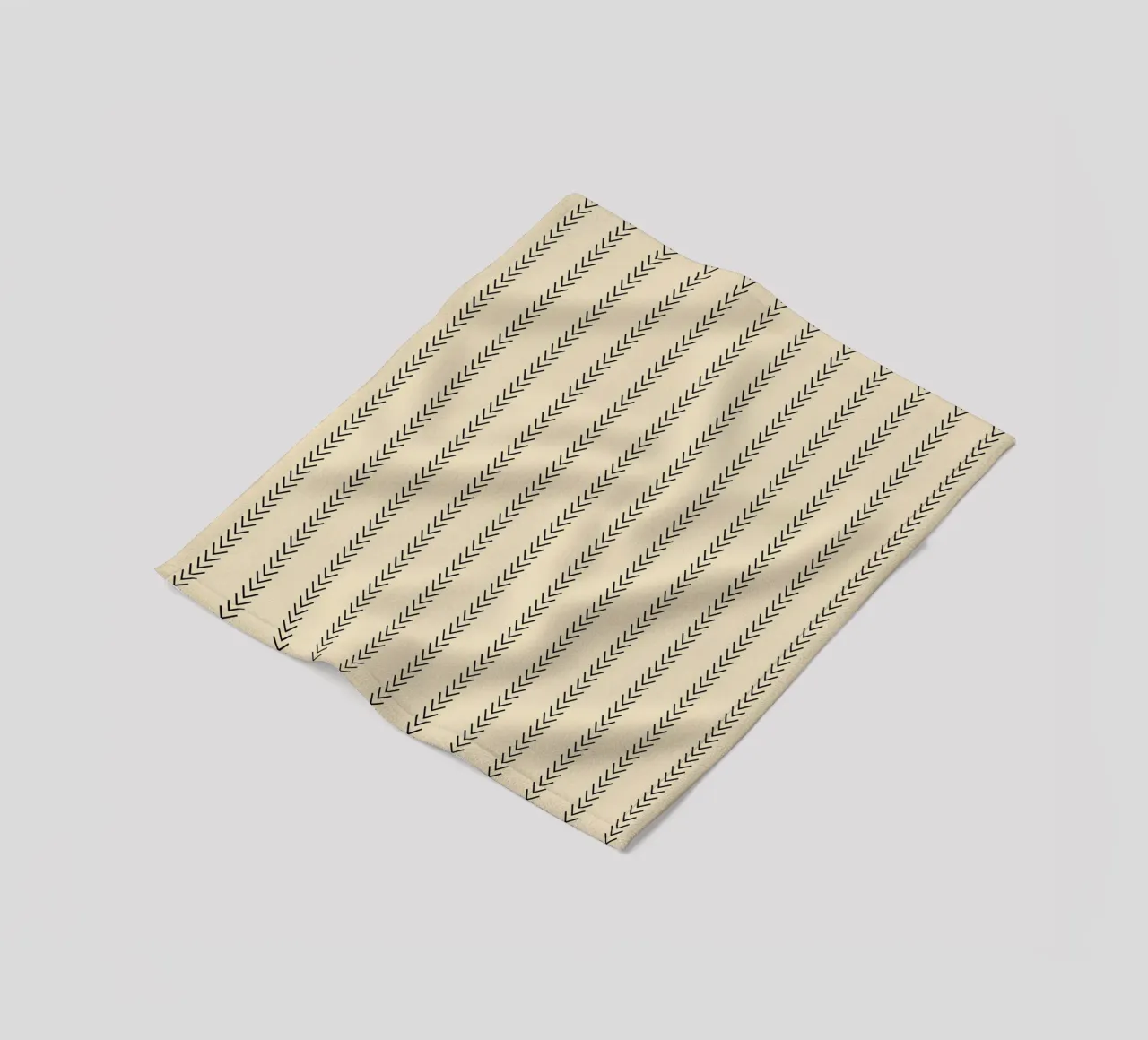 Frecce minime classiche standard a strisce nere su beige coperta in pile da Beauty in Simplicity