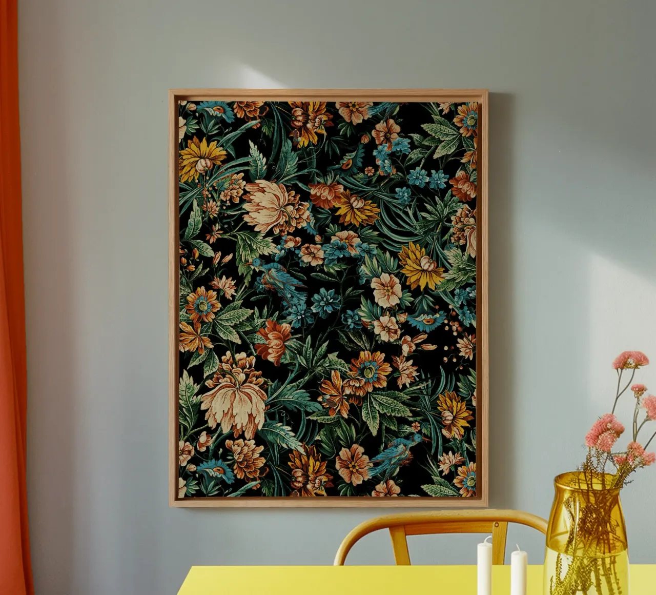 Floral and Birds Pattern Leinwand mit Schattenfugenrahmen von burcukorkmazyurek