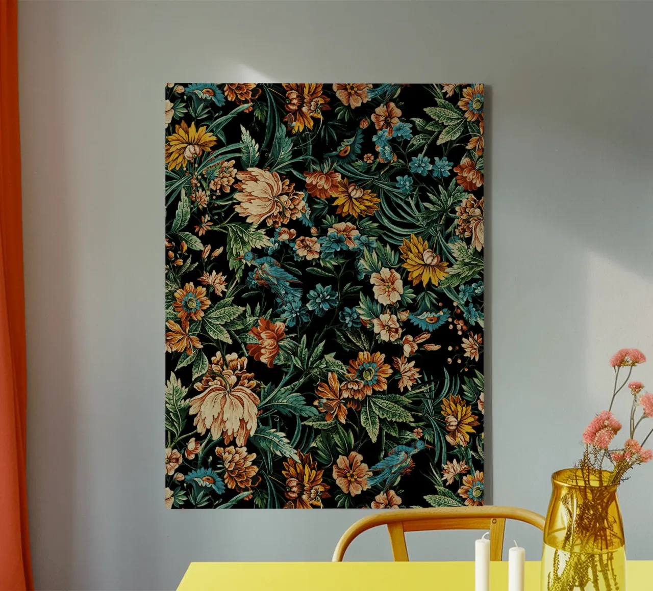 Floral and Birds Pattern Leinwand mit Schattenfugenrahmen von burcukorkmazyurek