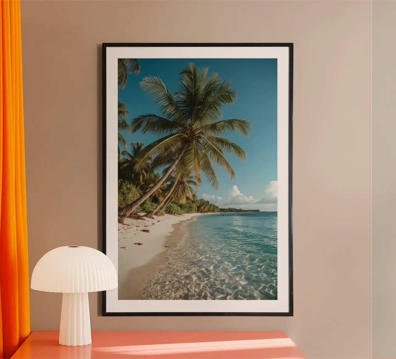 Palme su spiaggia tropicale con acqua cristallina poster da DesignDoodle