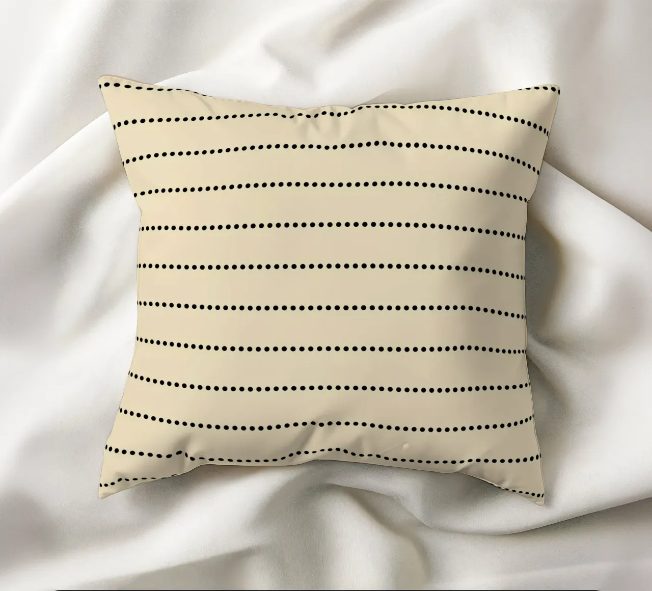 Minimalistisches skandinavisches Basic Gepunktete Streifen | Schwarz auf Beige Kissen von Beauty in Simplicity