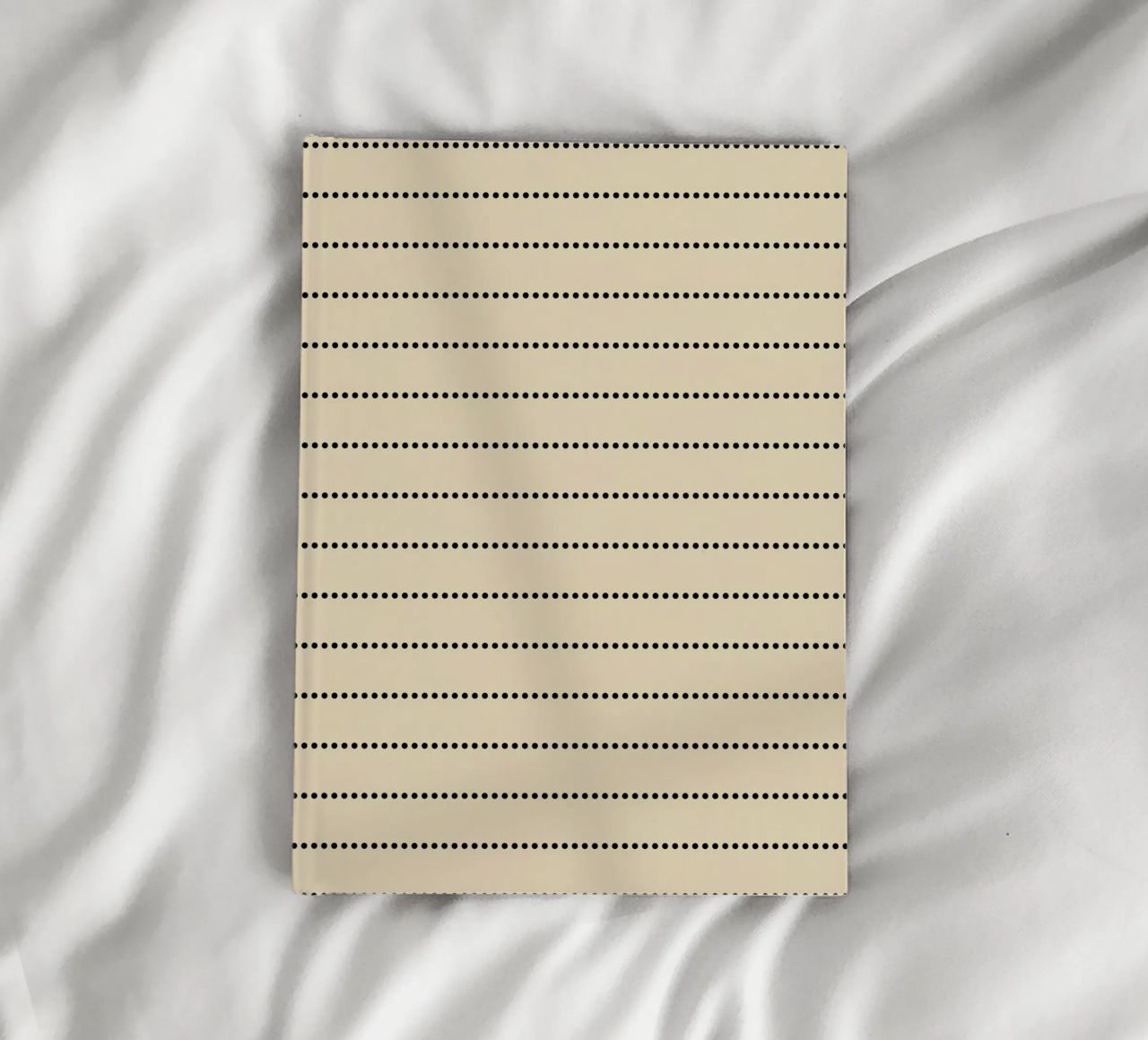 Minimal Scandinavian Basic Strisce a pois | Nero su Beige diario da Beauty in Simplicity