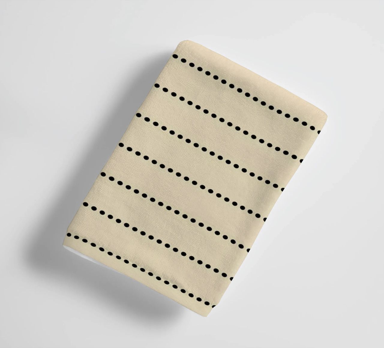 Minimal Scandinavian Basic Strisce a pois | Nero su Beige asciugamano da bagno da Beauty in Simplicity