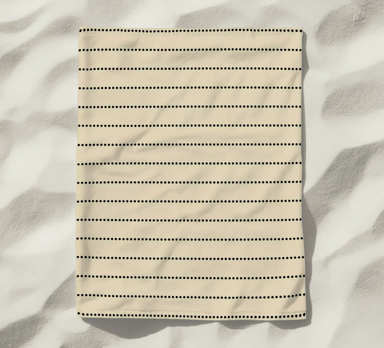 Minimalistisches skandinavisches Basic Gepunktete Streifen | Schwarz auf Beige Strandtuch von Beauty in Simplicity