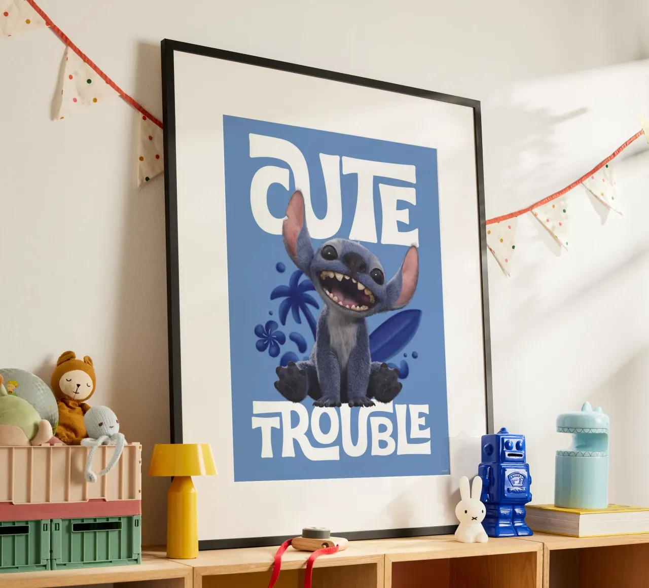 Stitch "cute trouble" poster con telaio in alluminio da Stitch