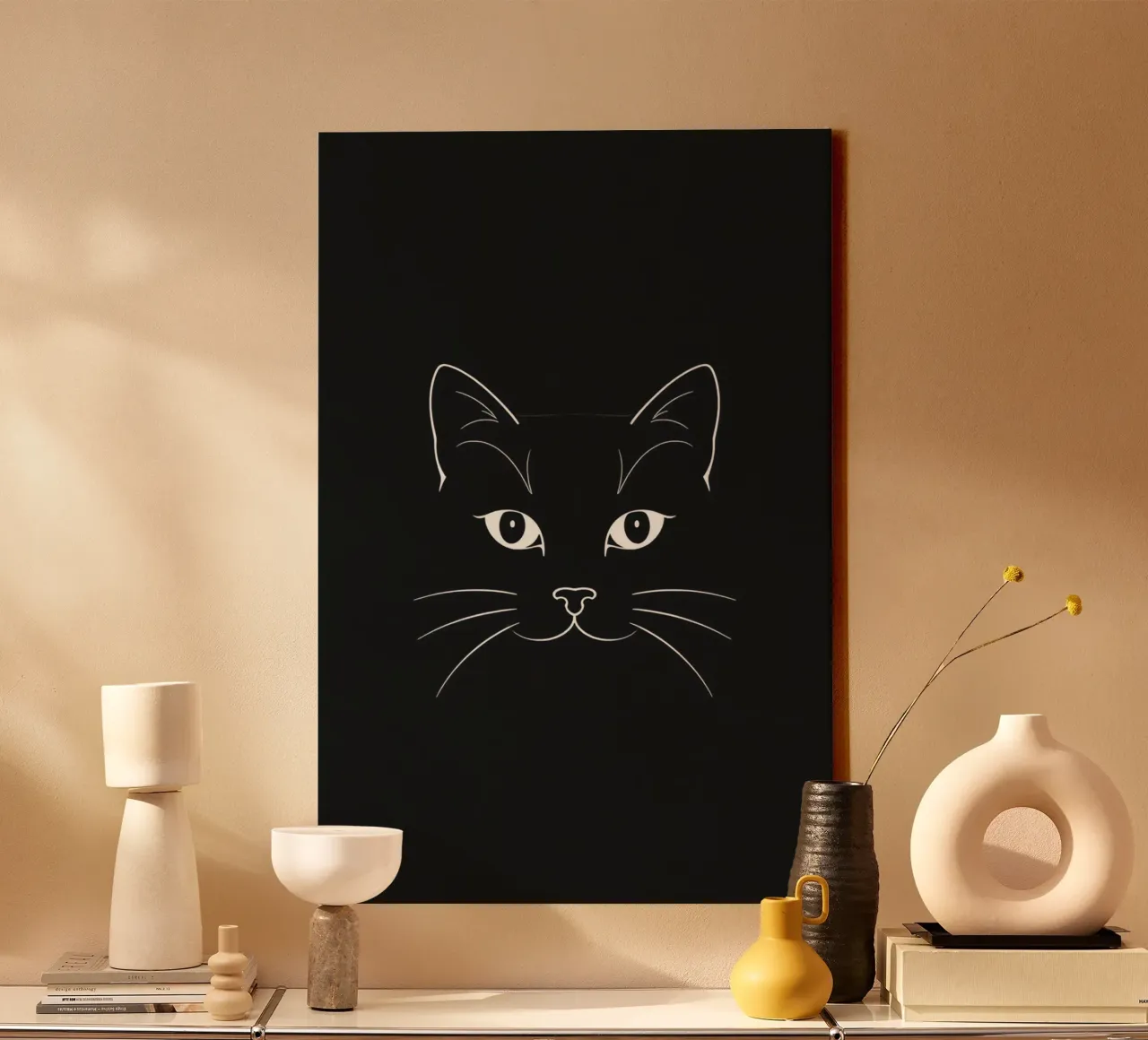 Sfondo nero con disegno lineare bianco di un volto di gatto tela con Cornice a cassetta da DesignDoodle