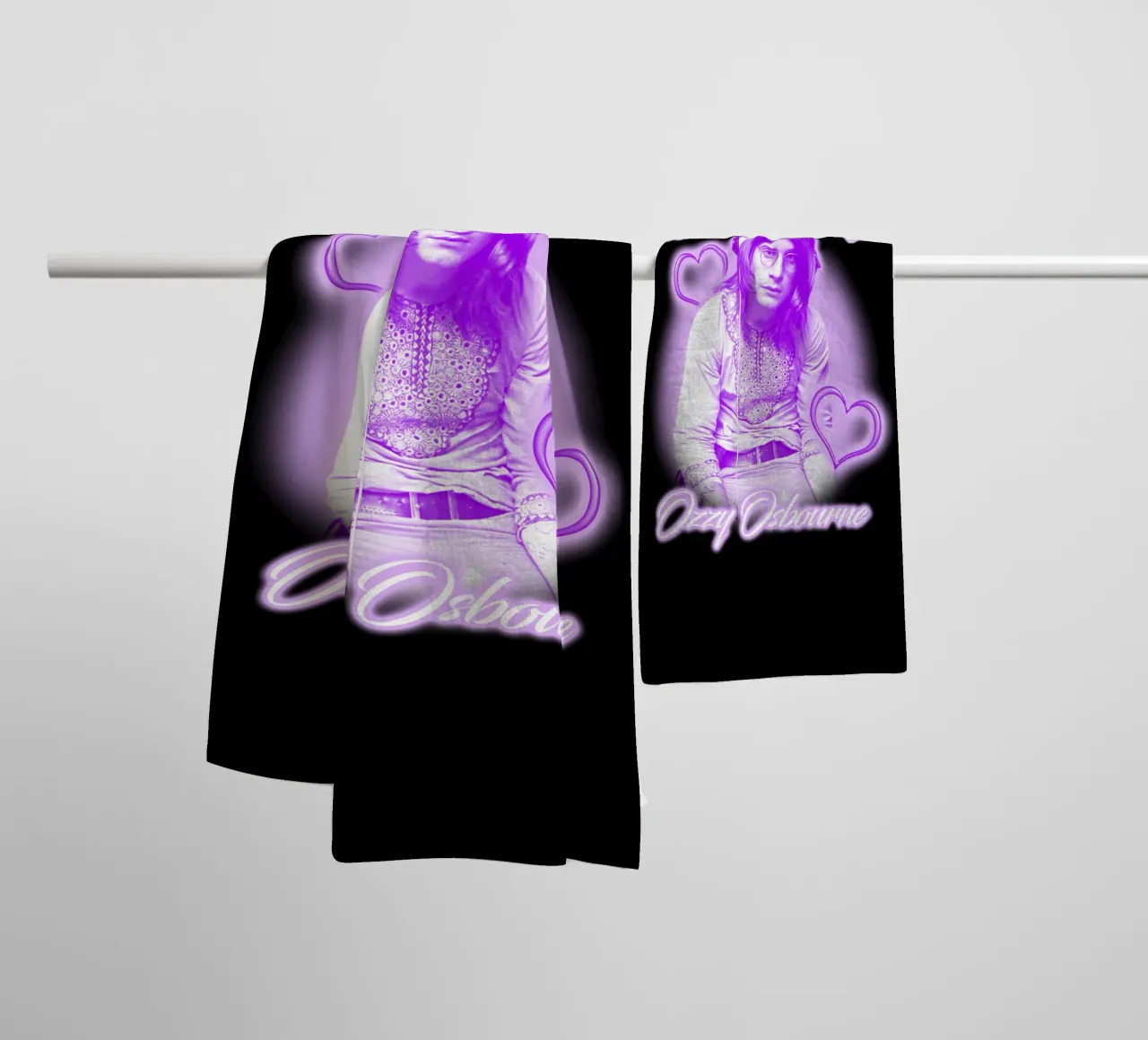 Maglietta classica OZ In Loving Memory Tribute asciugamano da bagno da mannys_artt