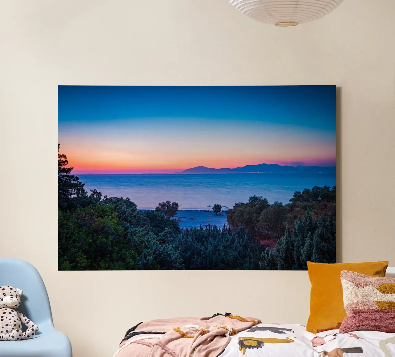 Sonnenuntergang am Mittelmeer Leinwand mit Schattenfugenrahmen von Marcus Beckert | Fotografie