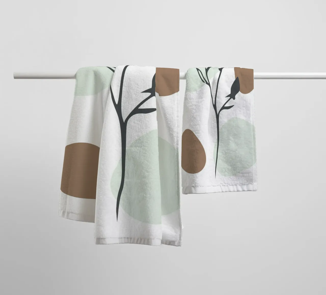 dry branch with leaves asciugamano da bagno da vintageshop