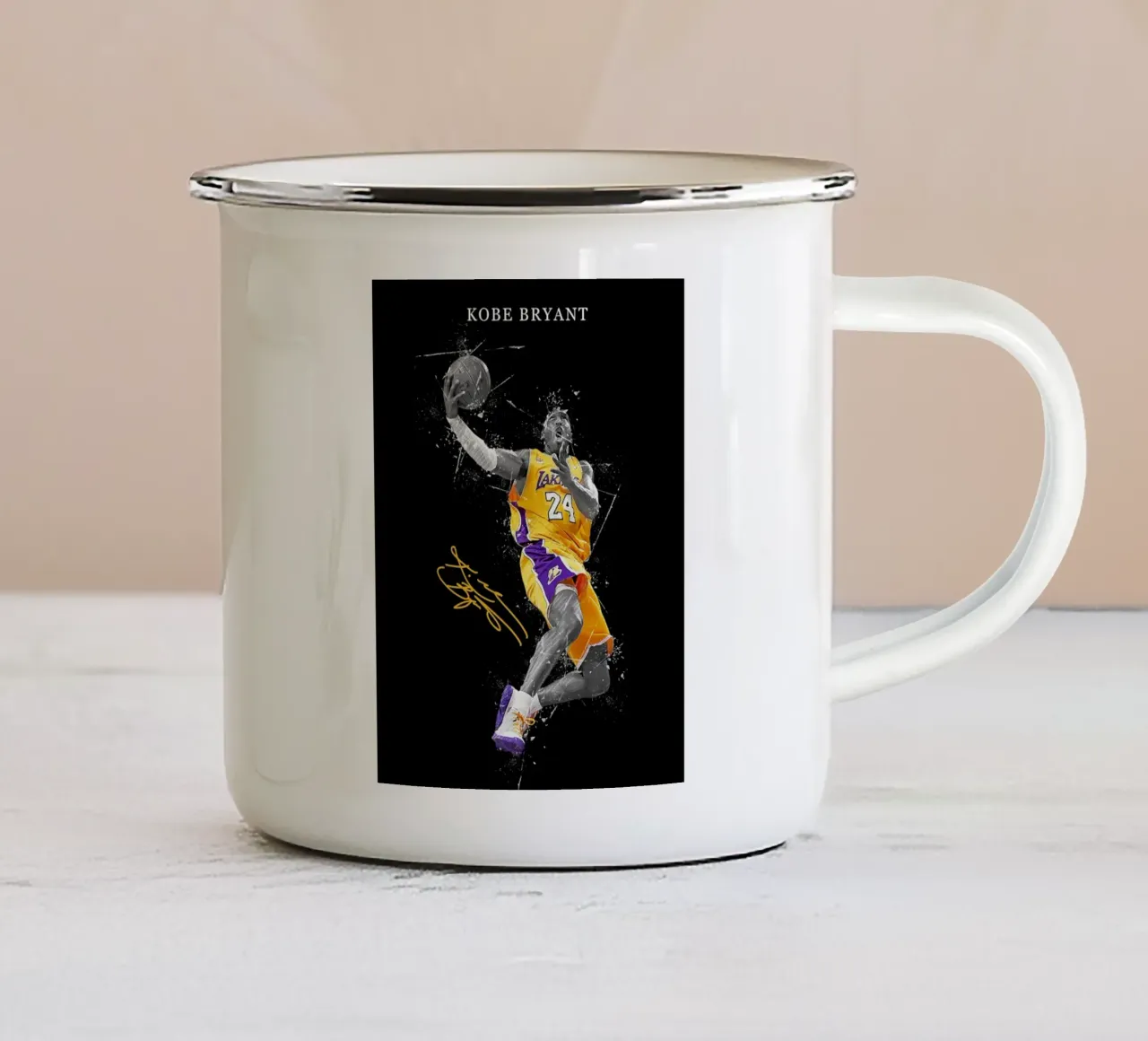 Kobe Bryant tazza in smalto da FreeArtStudio