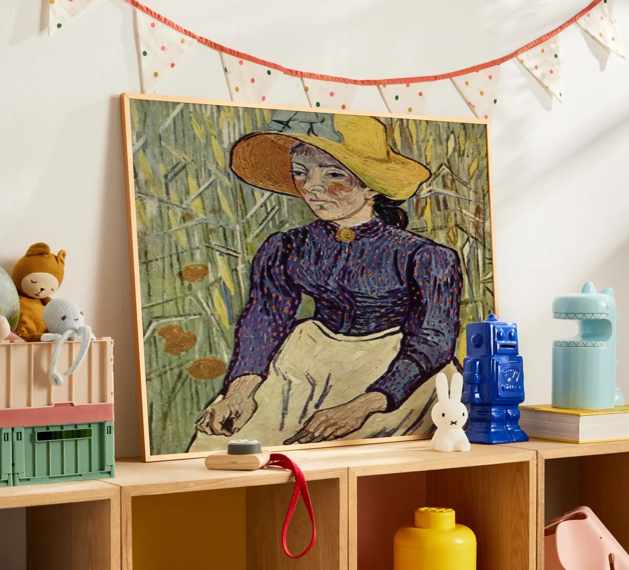 weibliche Rolle mit Weizenfeld im Hintergrund Poster von Piper Shop Oke