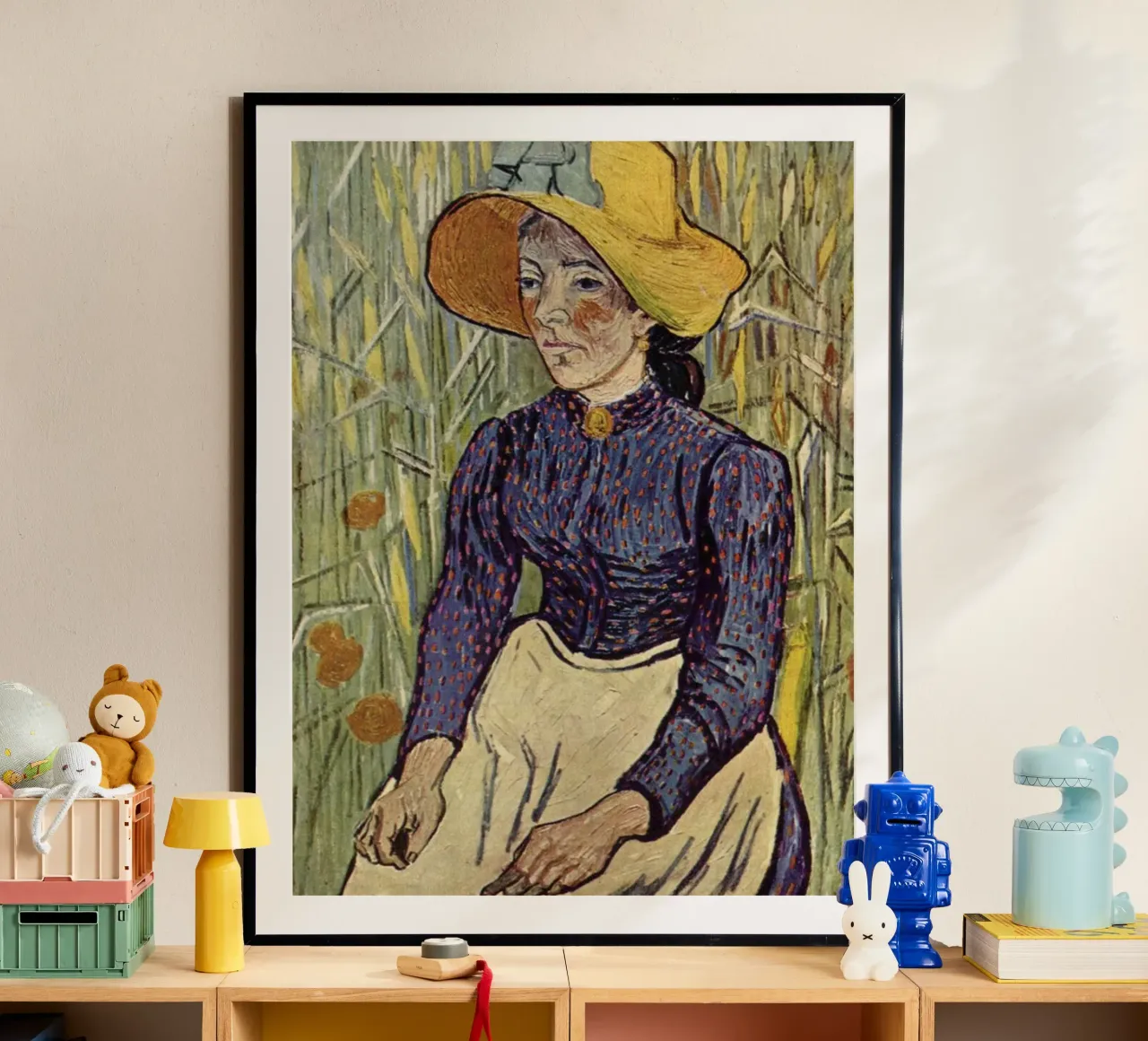 weibliche Rolle mit Weizenfeld im Hintergrund Poster von Piper Shop Oke