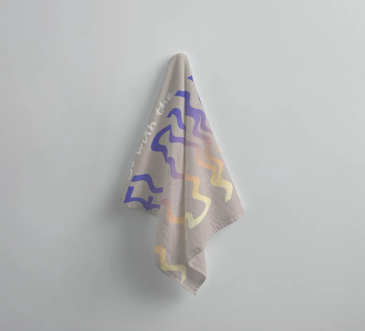 Go with the flow towel by Le club Club