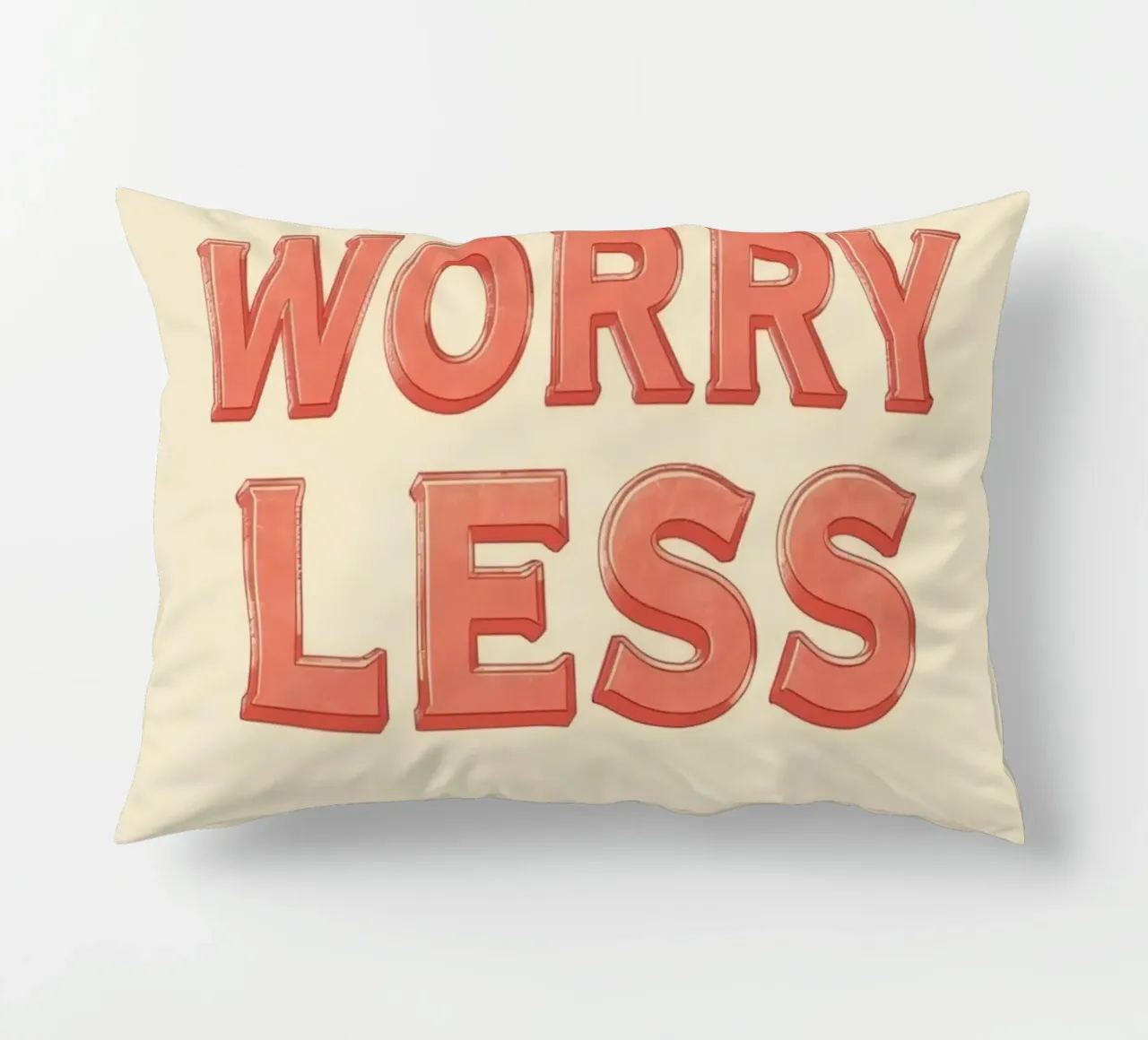 Ama di più, preoccupati di meno Testo grafico cuscino da DesignDoodle