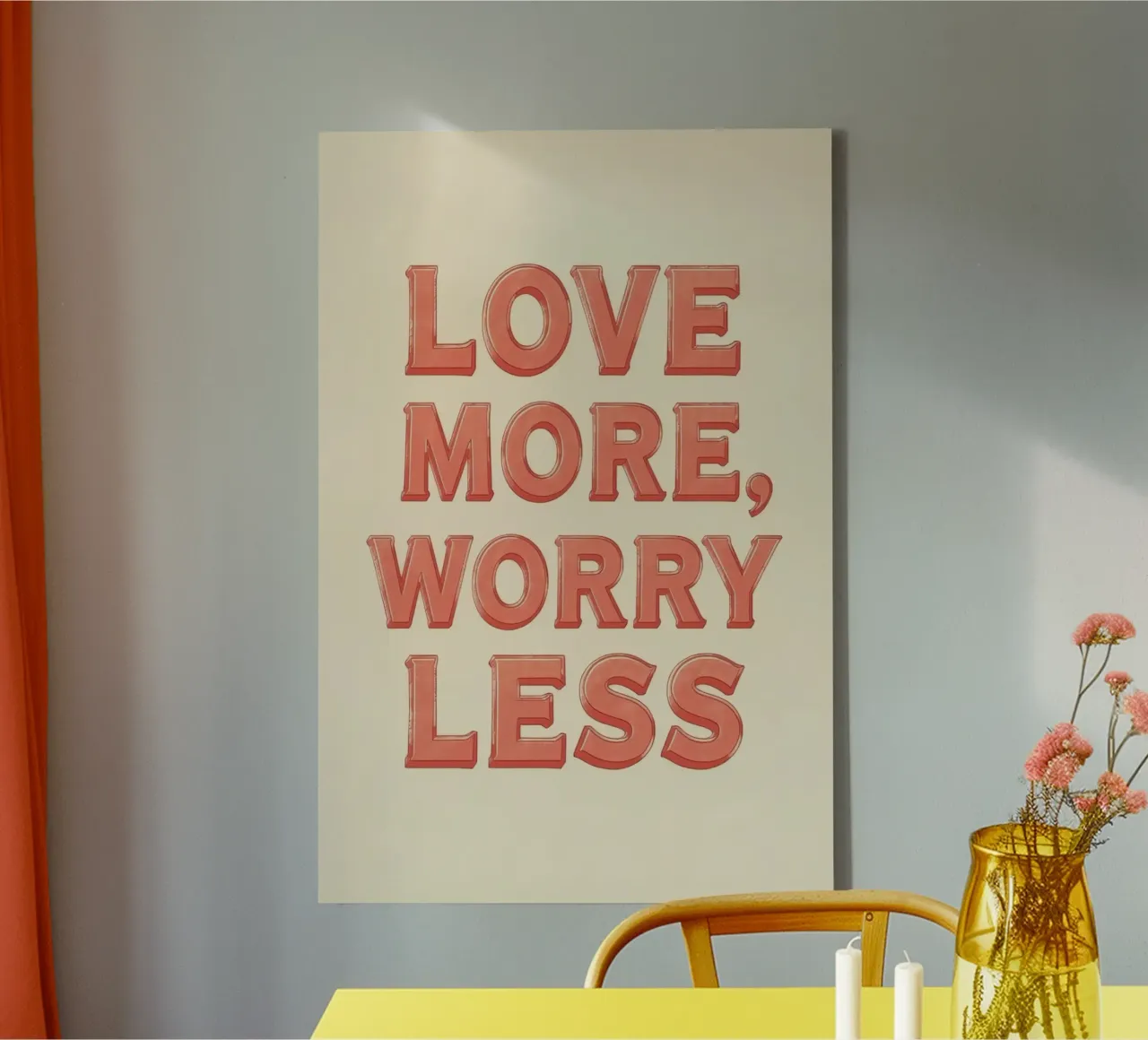 Ama di più, preoccupati di meno Testo grafico tela con Cornice a cassetta da DesignDoodle