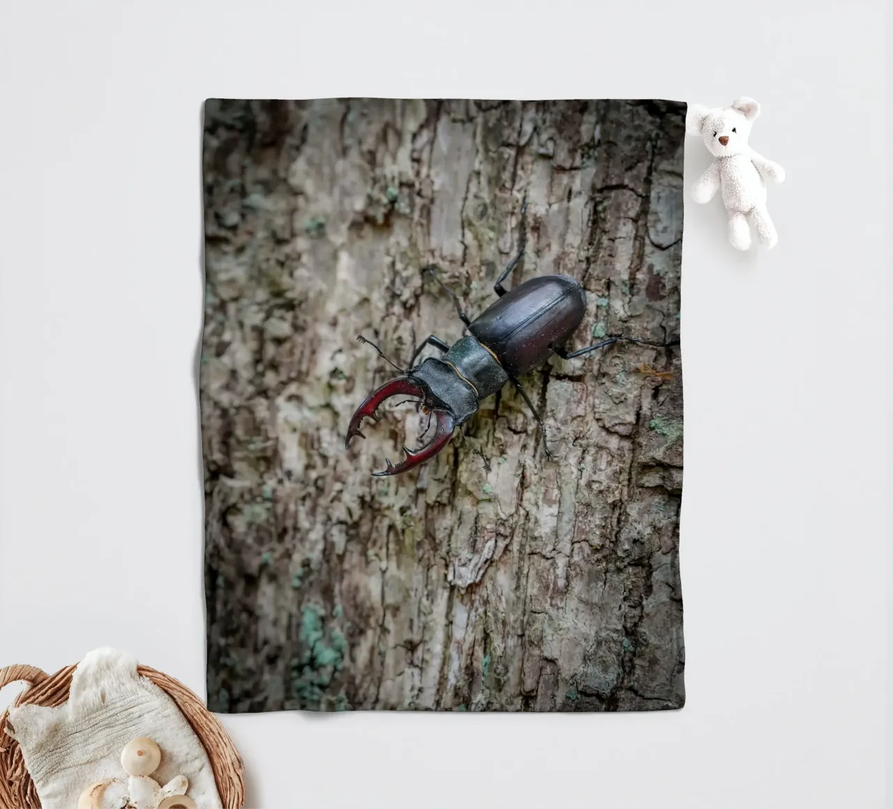 Hirschkäfer Fleecedecke von Tom's Wildlife