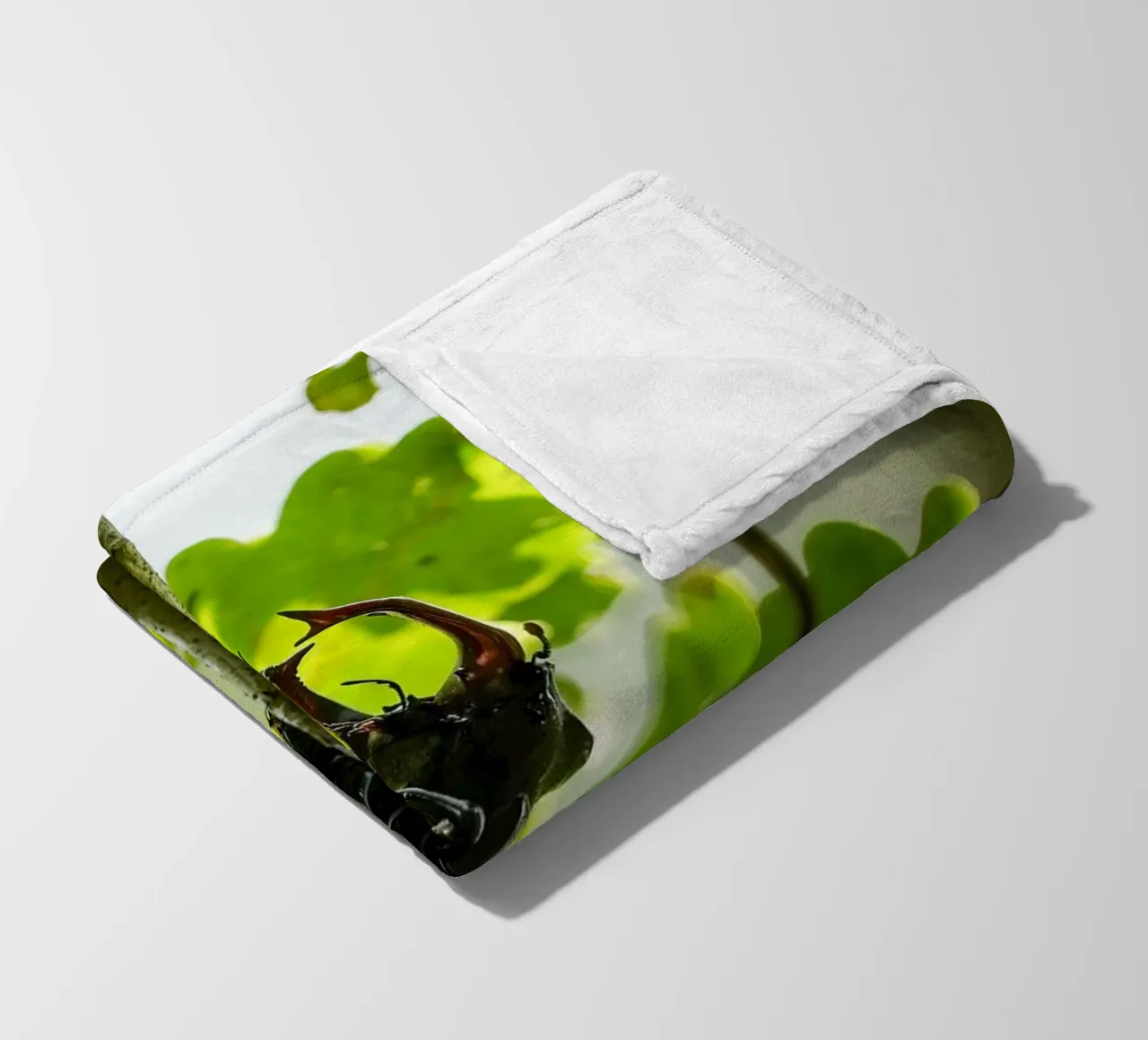 Hirschkäfer Fleecedecke von Tom's Wildlife