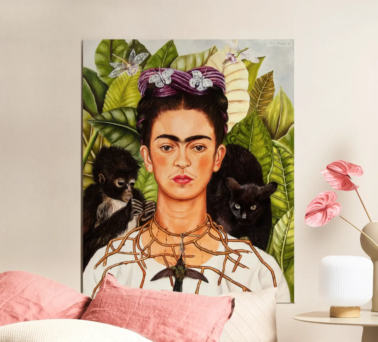 Autoritratto con collana di spine e colibrì poster con telaio in plastica da Venus Art
