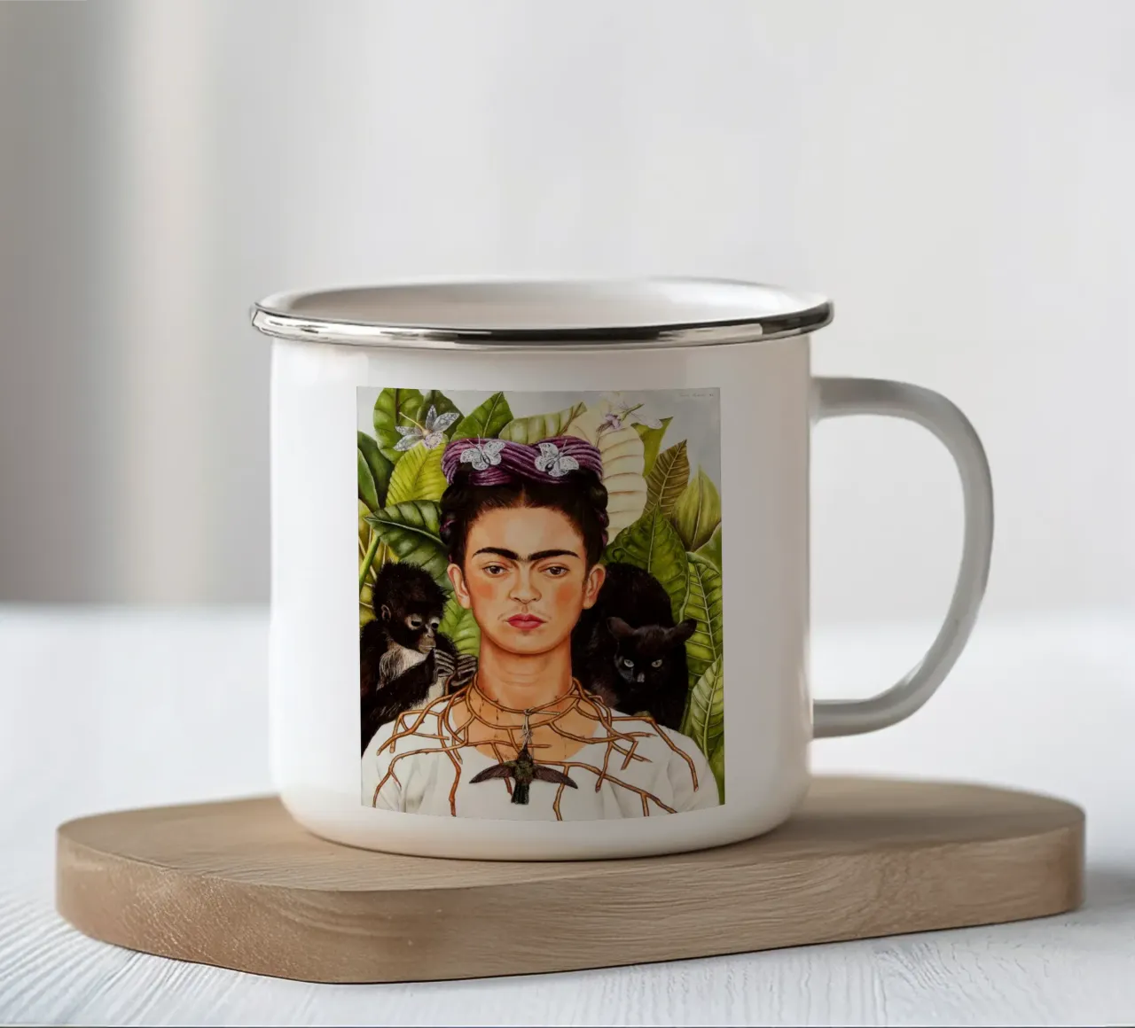 Autoritratto con collana di spine e colibrì tazza in smalto da Classic Art Prints