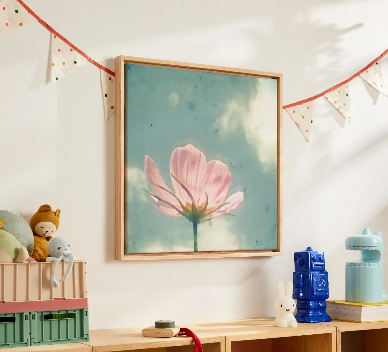 Cosmo rosa tela con Cornice a cassetta da Cassia Beck Photography
