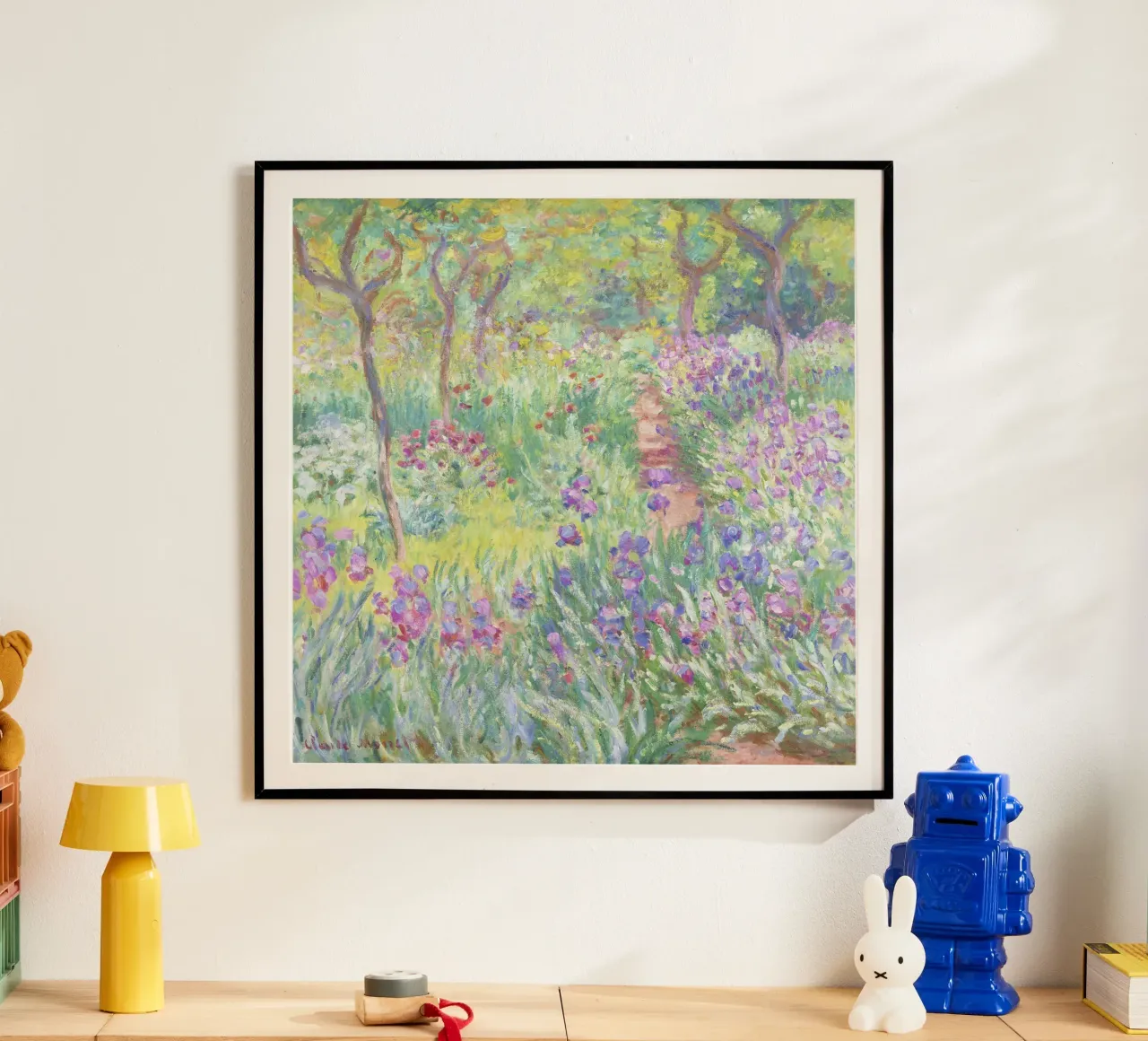 Der Garten des Künstlers in Giverny (1900) von Claude Monet Poster mit Kunststoffrahmen von Venus Art