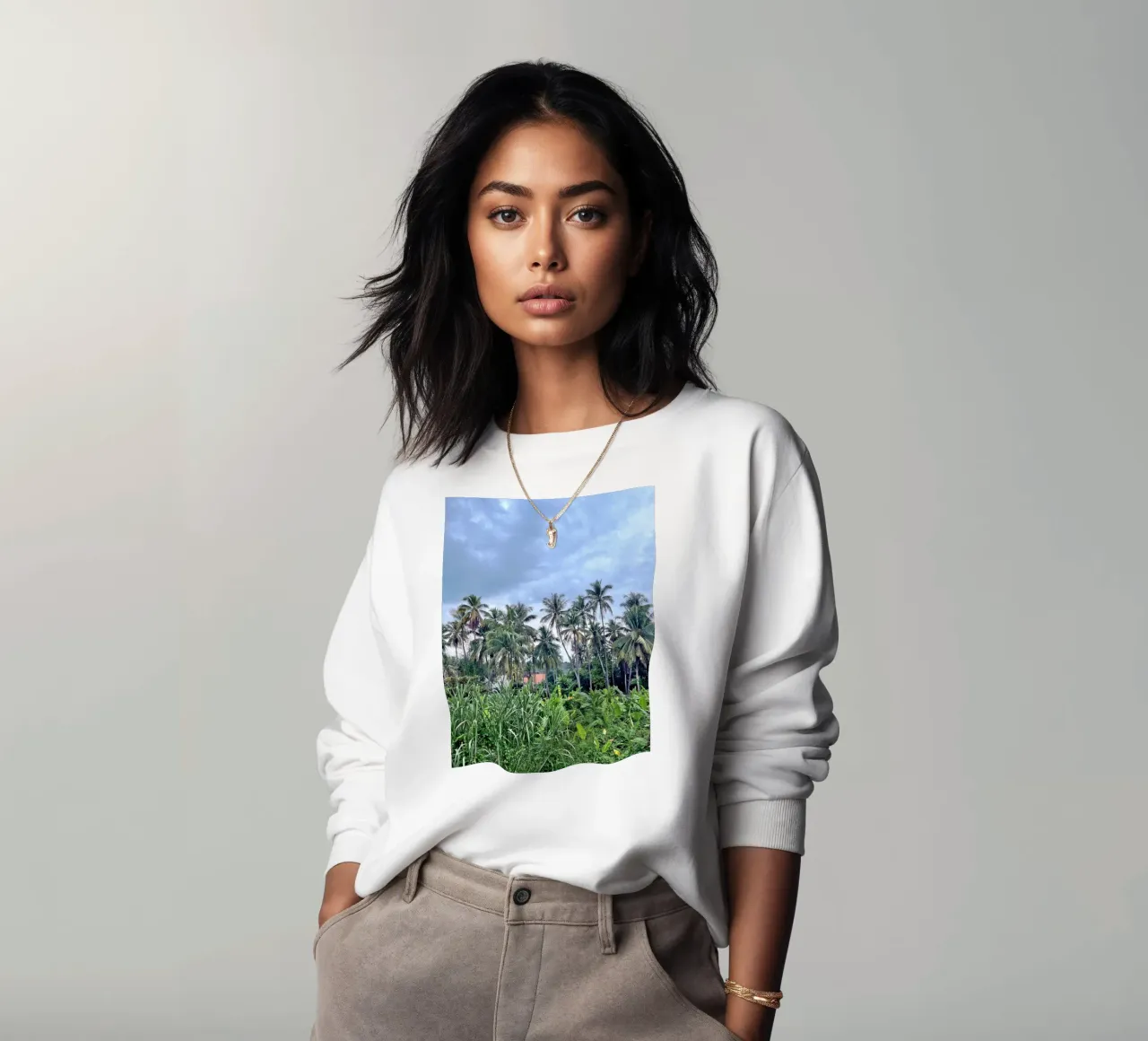 palmtrees in laos sweatshirt by Reiselust