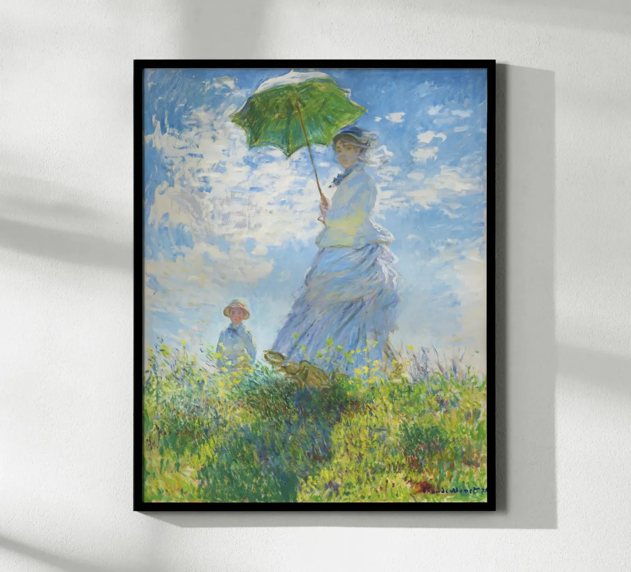 Donna con ombrellino (1875) di Claude Monet poster con telaio in legno da Art History