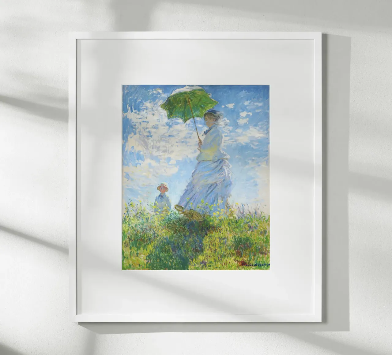 Donna con ombrellino (1875) di Claude Monet poster con telaio in alluminio da Classic Art Prints