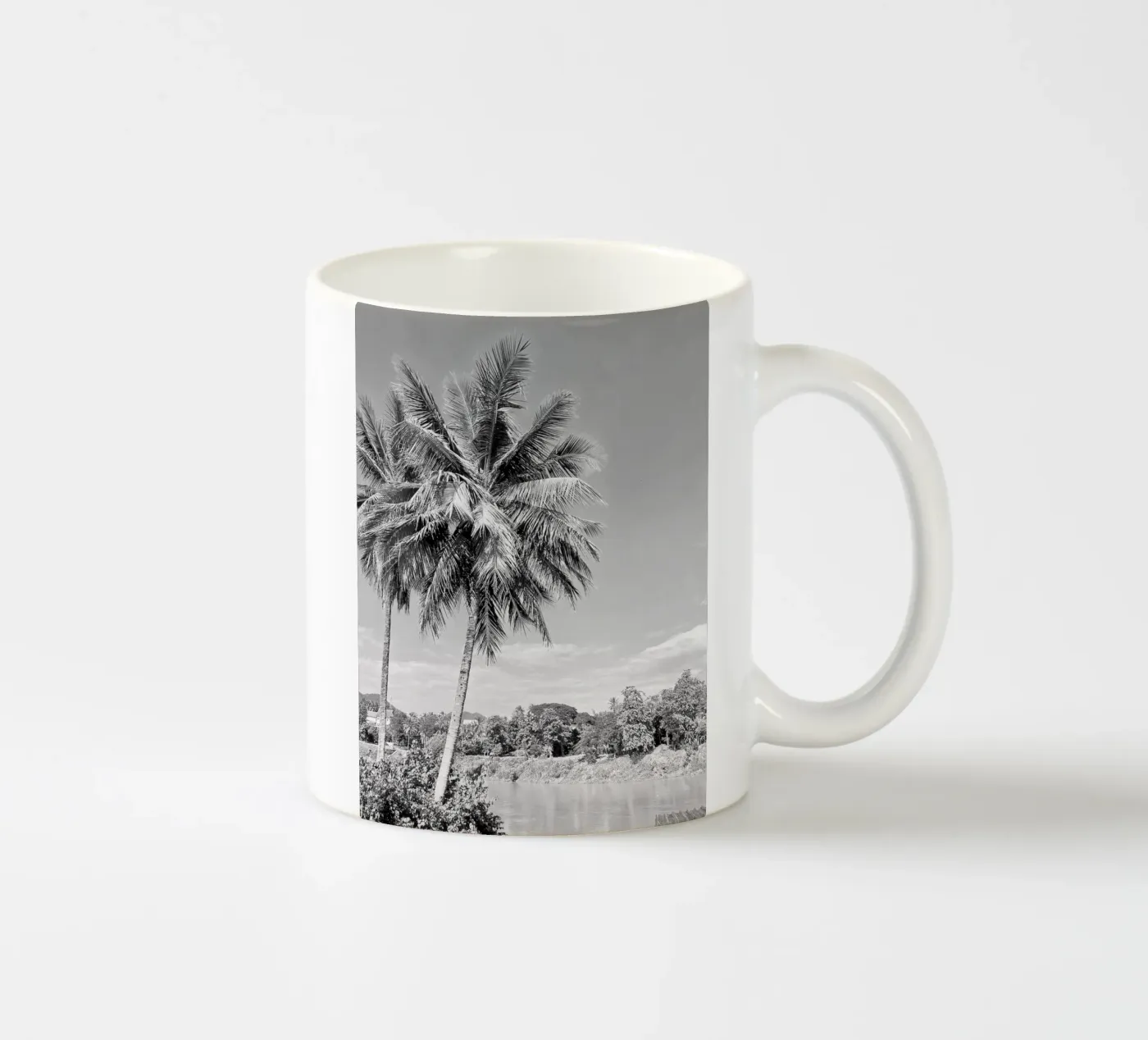 palmtree ceramic mug by Reiselust