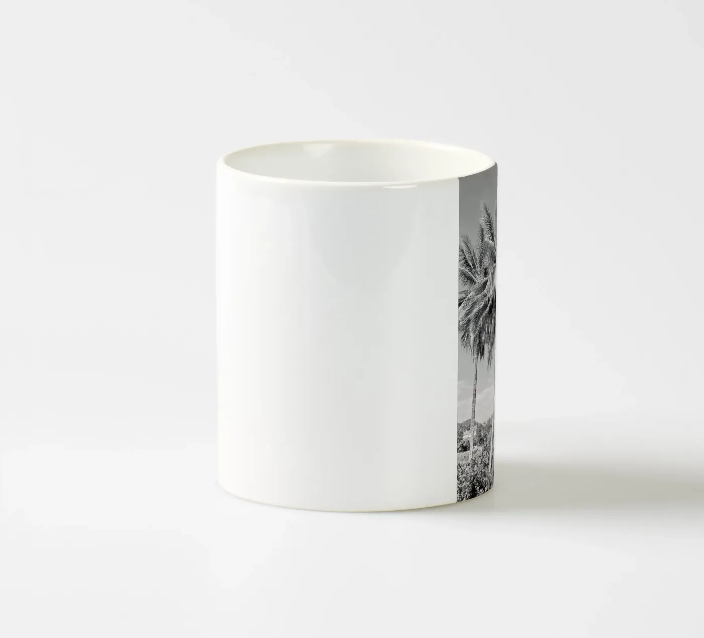 palmtree ceramic mug by Reiselust