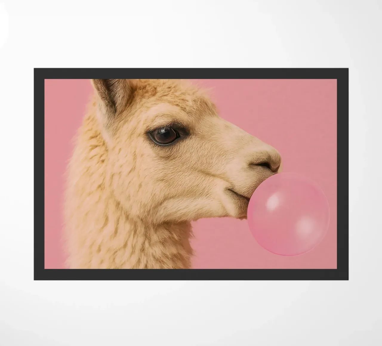 Llama Blowing Bubblegum zerbino da Attaboy Dsgn