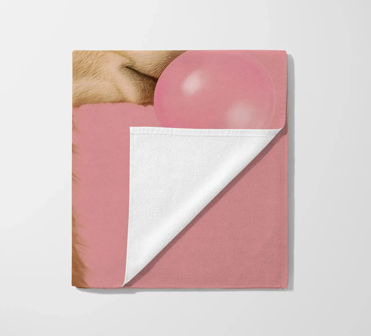 Llama Blowing Bubblegum telo mare da Attaboy Dsgn