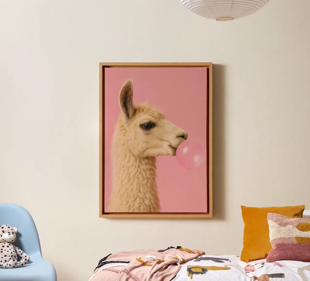 Llama Blowing Bubblegum tela con Cornice a cassetta da Attaboy Dsgn