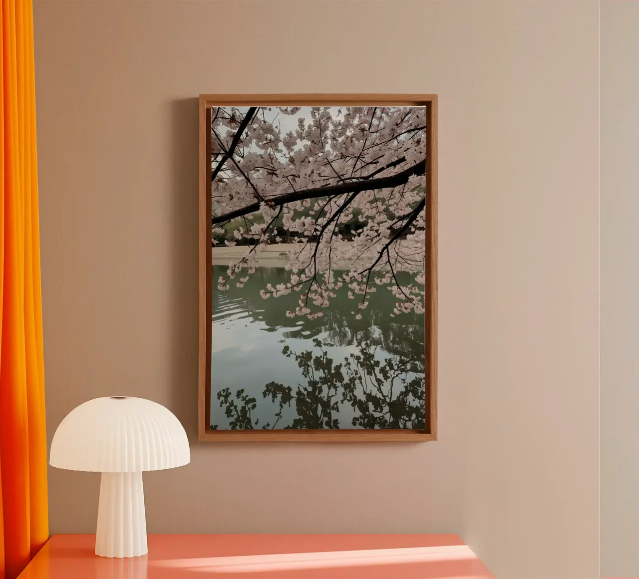 Rami di ciliegio in fiore sull'acqua con riflessi tela con Cornice a cassetta da DesignDoodle