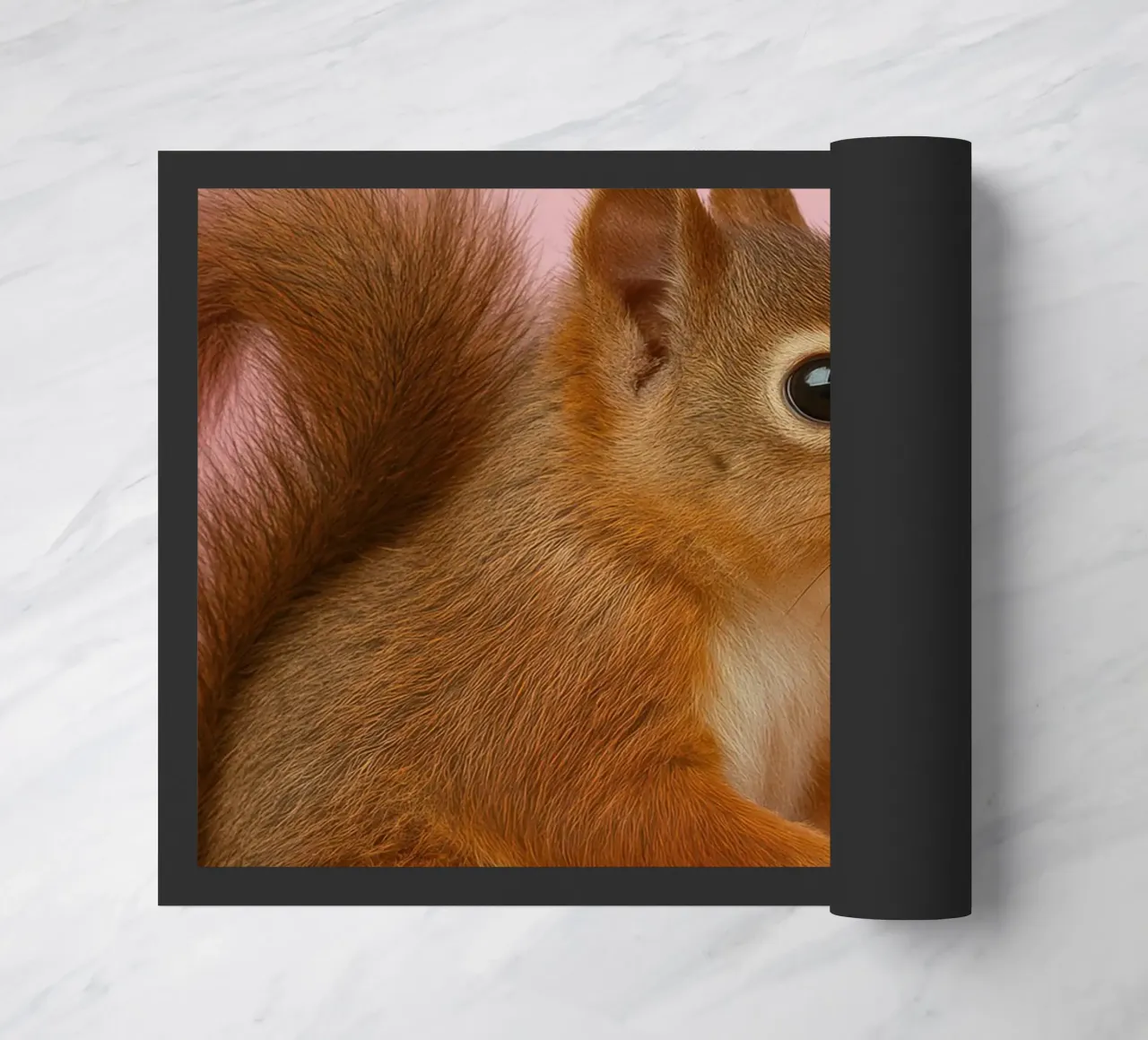 Squirrel with Bubblegum zerbino da Attaboy Dsgn