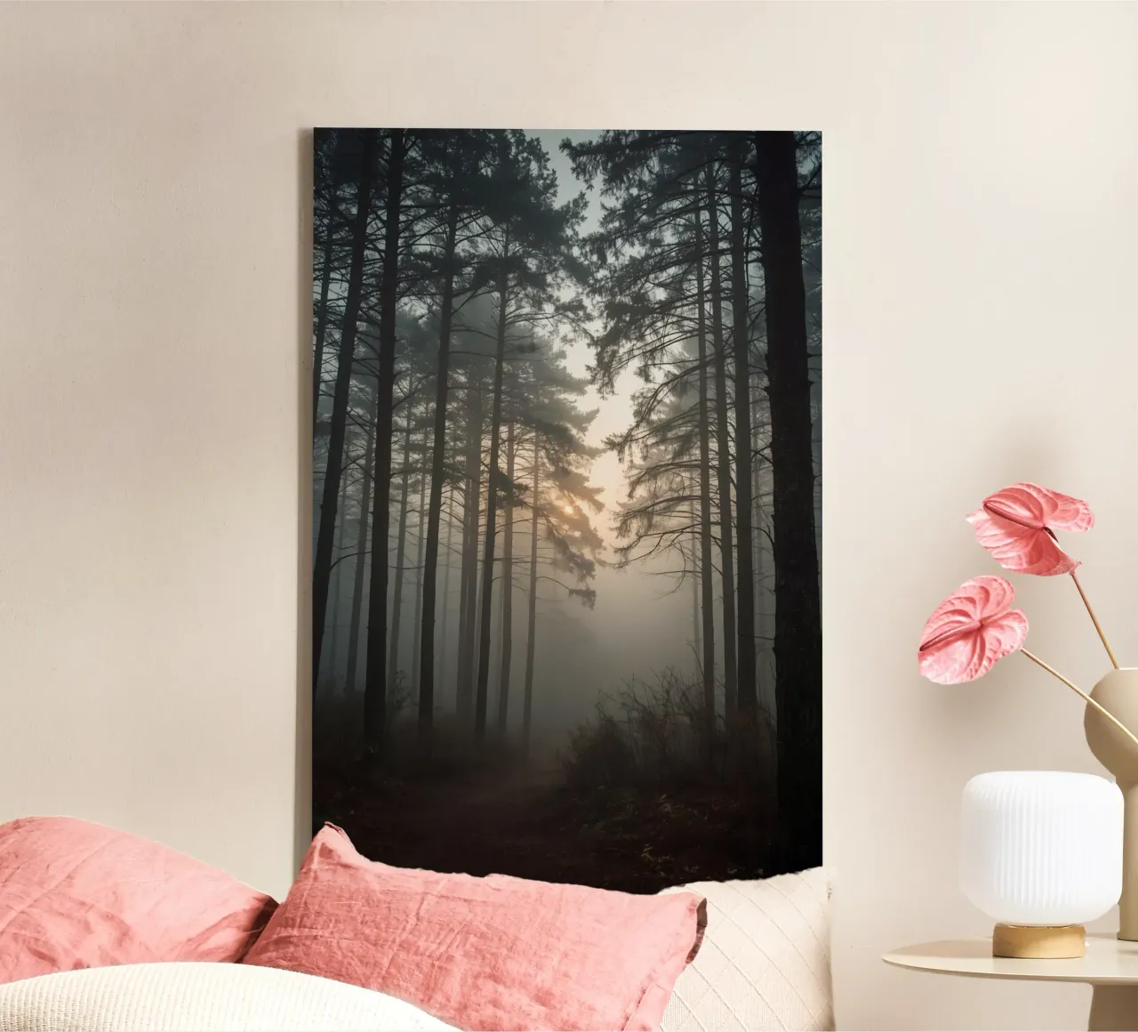 Paesaggio forestale con alberi alti e nebbia fitta tela con Cornice a cassetta da DesignDoodle