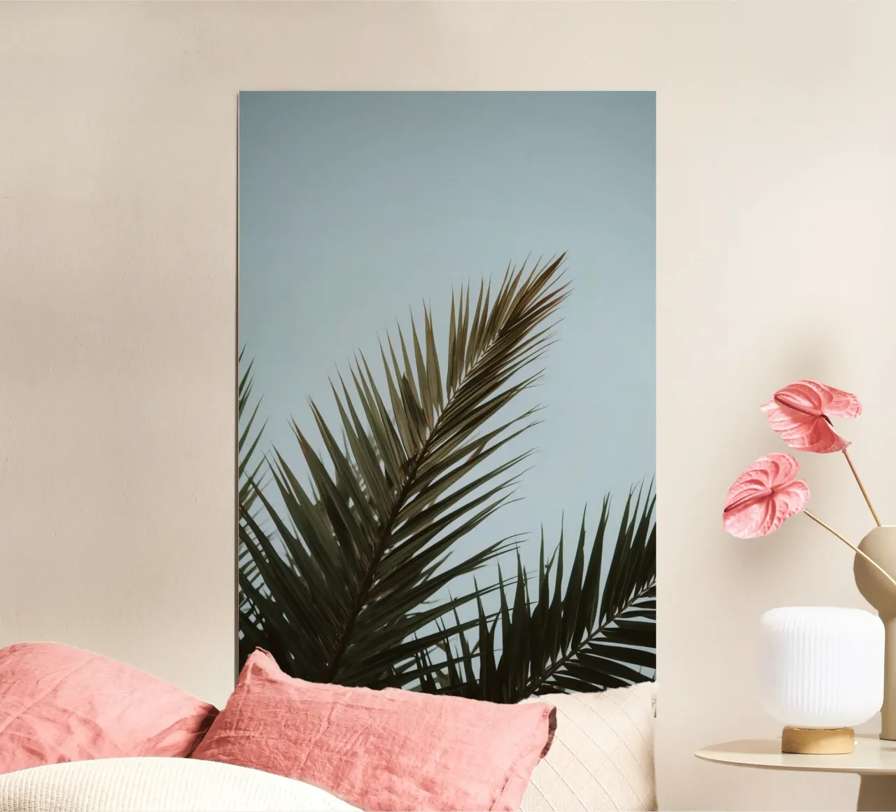 Palmwedel gegen hellblauen Himmel Poster von DesignDoodle