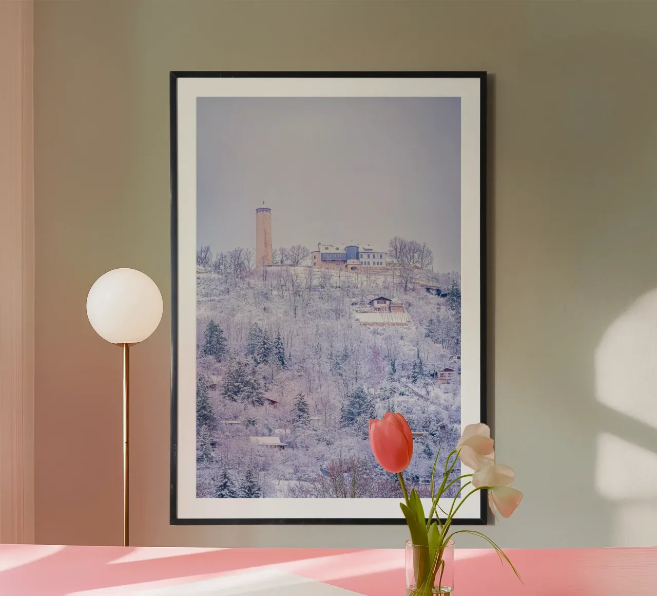 La torre della volpe in inverno poster con telaio in alluminio da Marcus Beckert | Fotografie