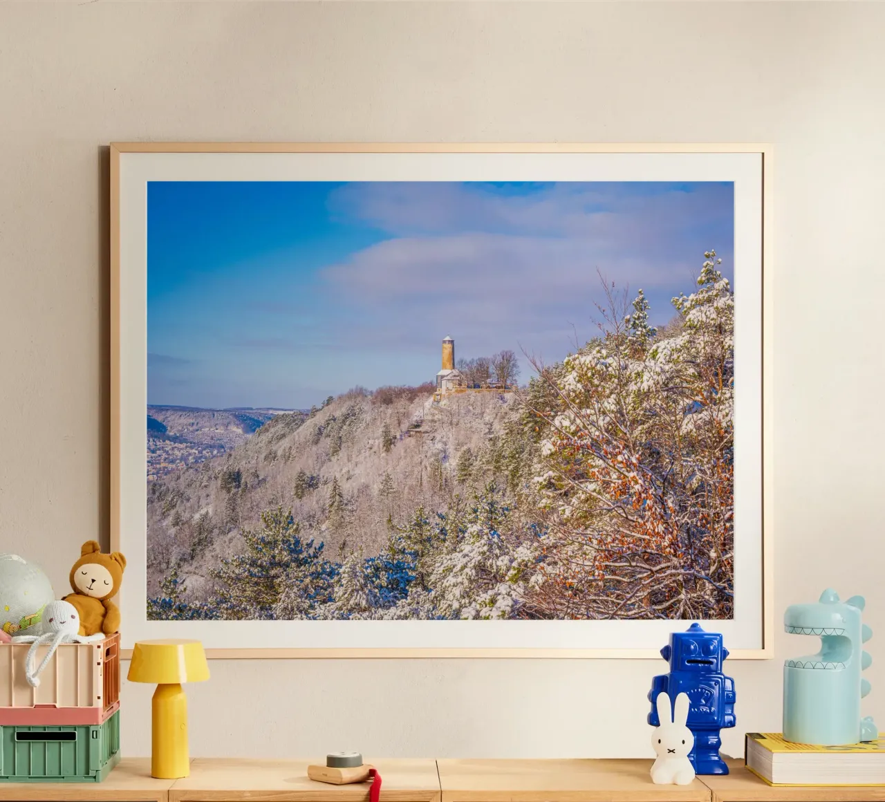 Torre del zorro en invierno poster con marco de plástico de Marcus Beckert | Fotografie
