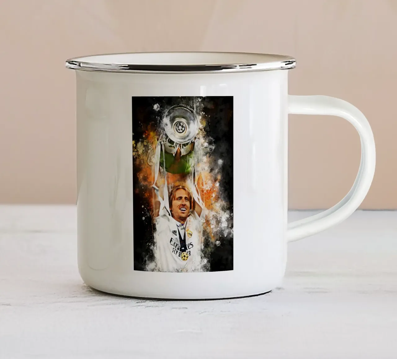 Luka Modric tazza in smalto da MasterInkArt