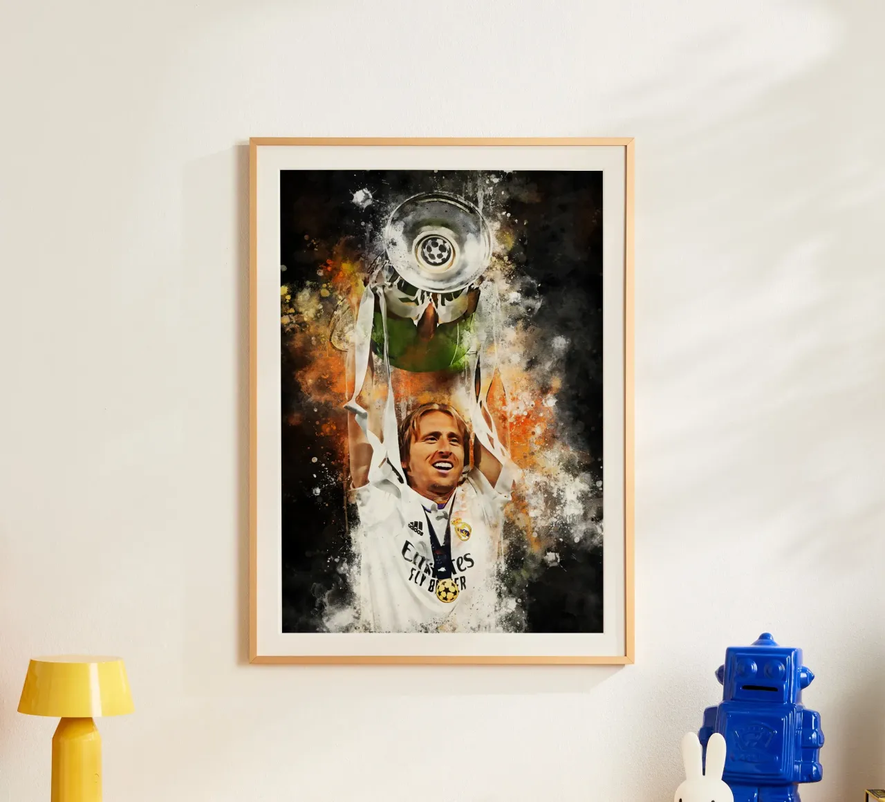 Luka Modric poster con telaio in plastica da MasterInkArt