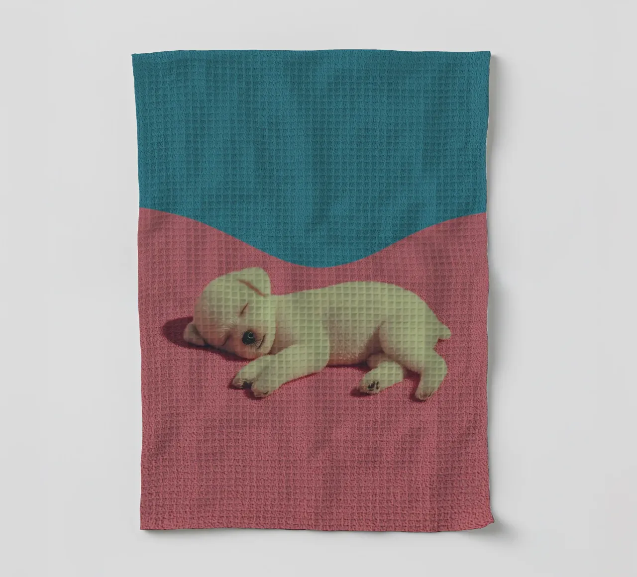 Bébé chien en mode câlin torchon de Carinaprint
