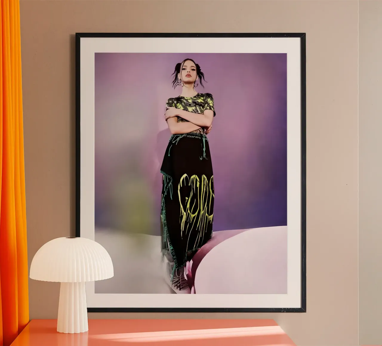 Ritratto di Nina Chuba poster con telaio in alluminio da vintage